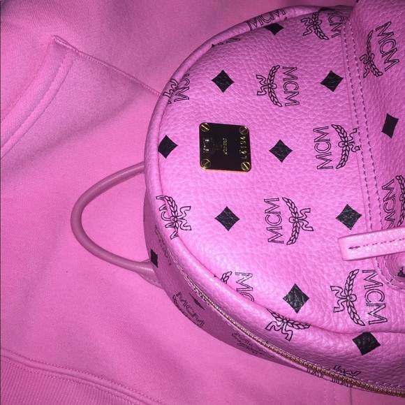 Meet your Posher, a - Picture 1 of 1